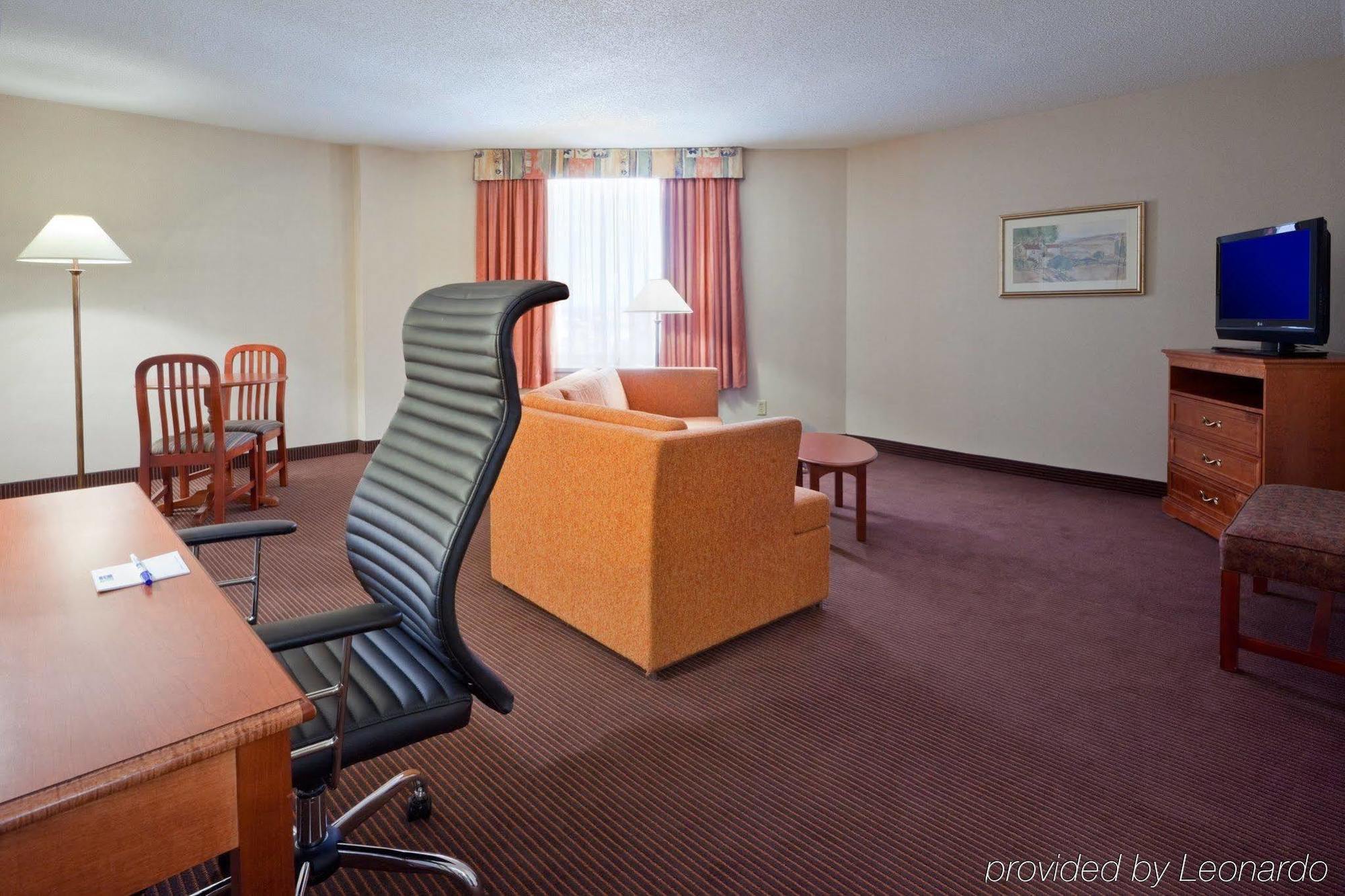Quality Inn & Suites Regina Downtown Kültér fotó