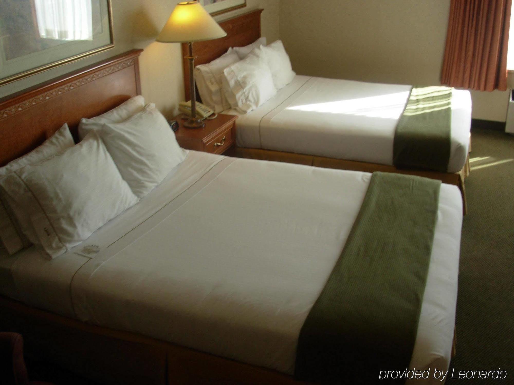 Quality Inn & Suites Regina Downtown Kültér fotó