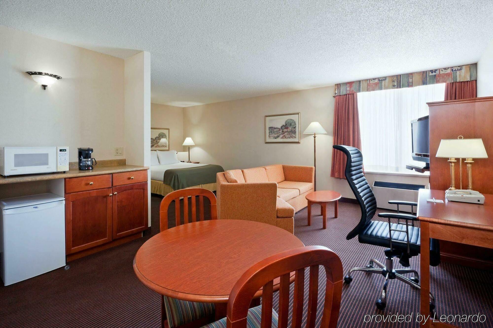 Quality Inn & Suites Regina Downtown Kültér fotó