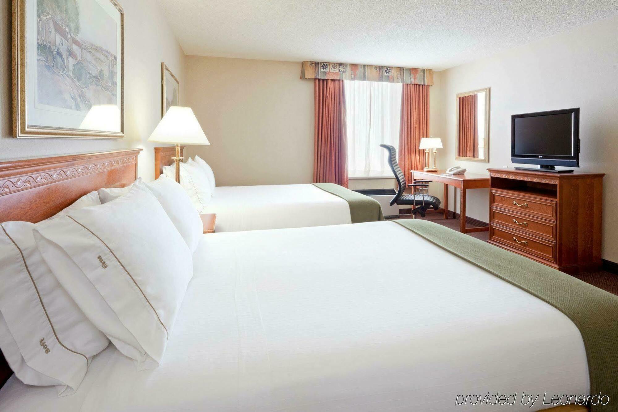 Quality Inn & Suites Regina Downtown Kültér fotó